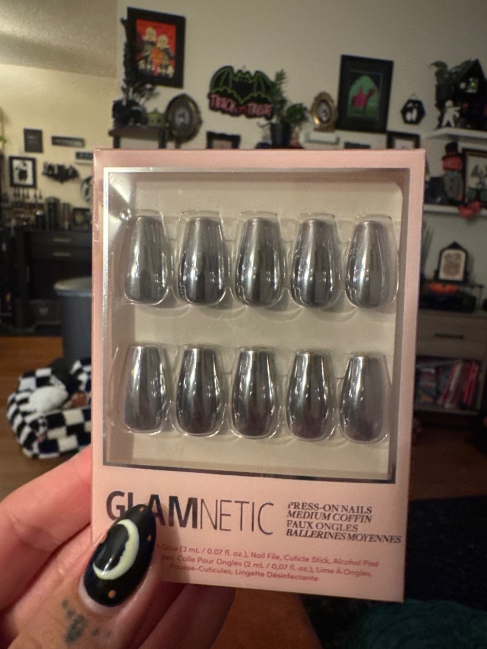 Glamnetic press on nails Chrome silver
